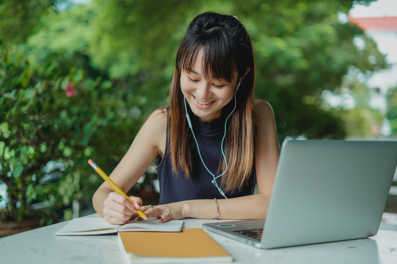 How To Choose Discursive Essay Topics?